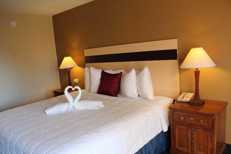 Roomba Inn & Suites At Old Town Kissimmee Exterior photo